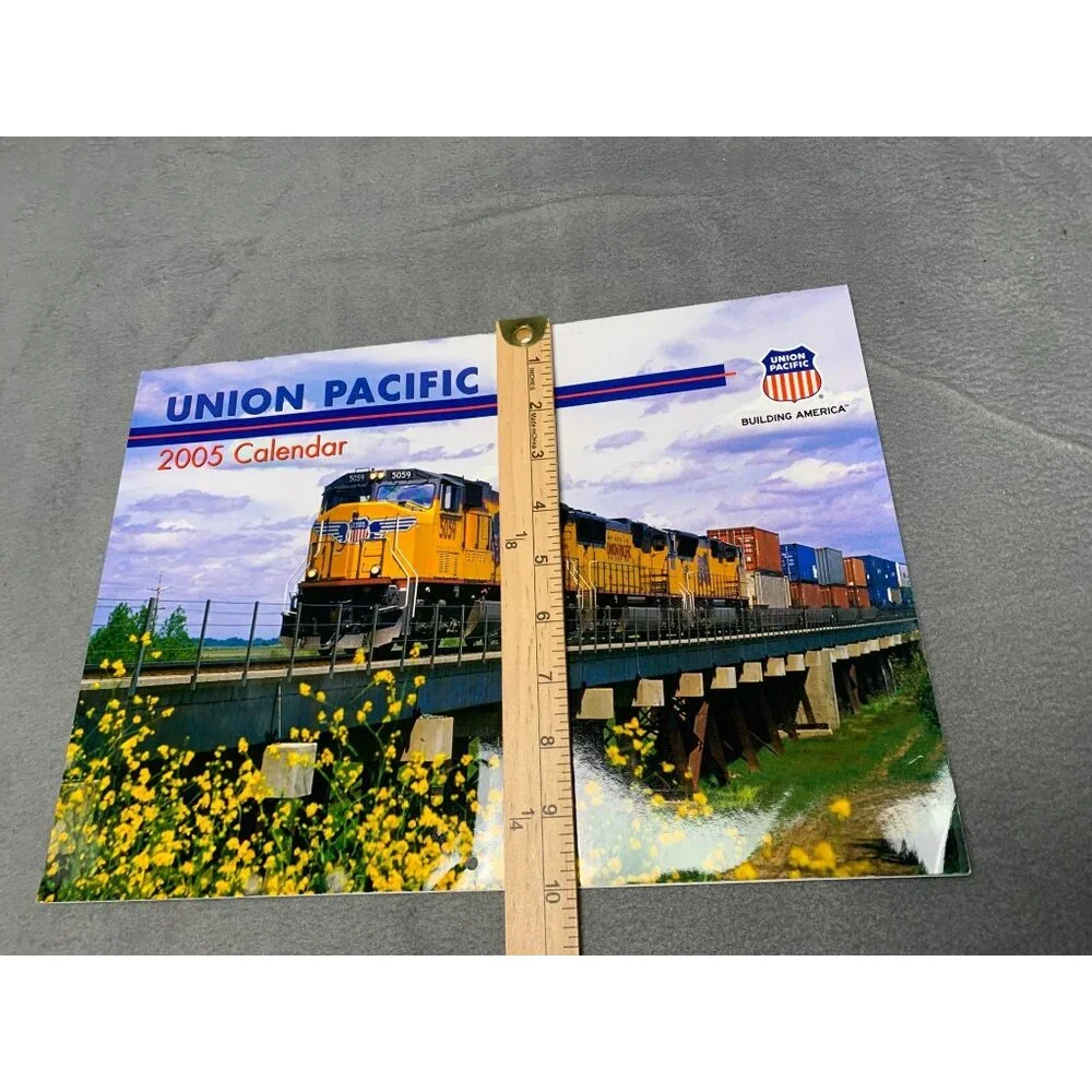Union Pacific 2005 Calendar with Train Photography